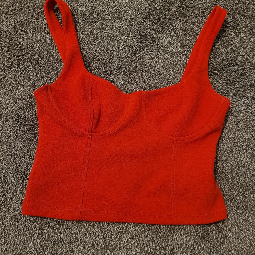 zara red crop top